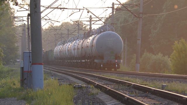 ВЛ80С-061 и ВЛ80С-017 встретили ВЛ80С-2615