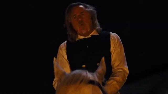 Сцены с белыми мешками. Джанго освобождённый смотреть онлайн