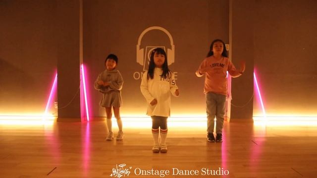 Siro Weekend Kidz K-POP Class / IVE(아이브) - Kitsch / Onstage Dance Studio смотреть онлайн