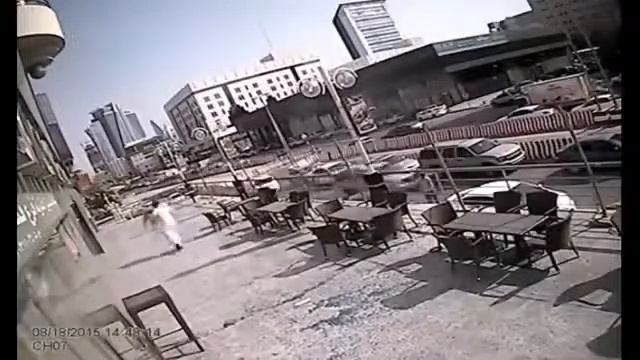 На араба упала стекло смотреть до конца угаррррррр смотреть онлайн