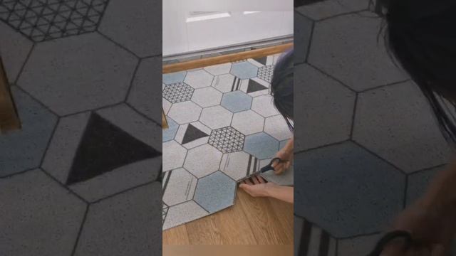 Коврик в прихожую #коврик #ковриквприхожую #прихожая #ковер #вырезаемковер смотреть онлайн