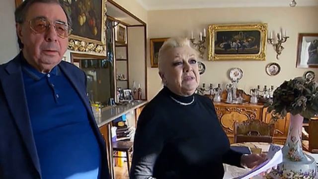 «Это стоит дороже квартир Баталова»: Цивин и Дрожжина вновь обокрали вдову Баталова смотреть онлайн