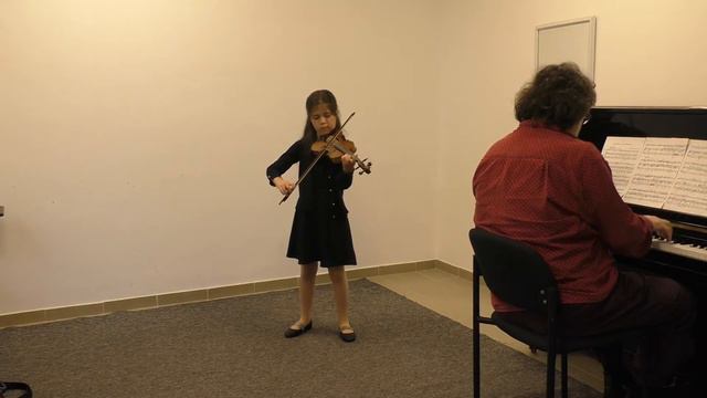 Shira Fuchs смотреть онлайн
