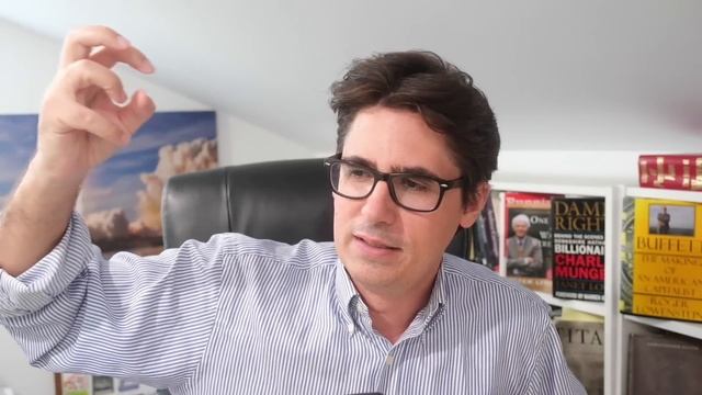 Investing Right Now: Signals from Warren Buffett, Apple, Bank of America & Brookfield смотреть онлайн