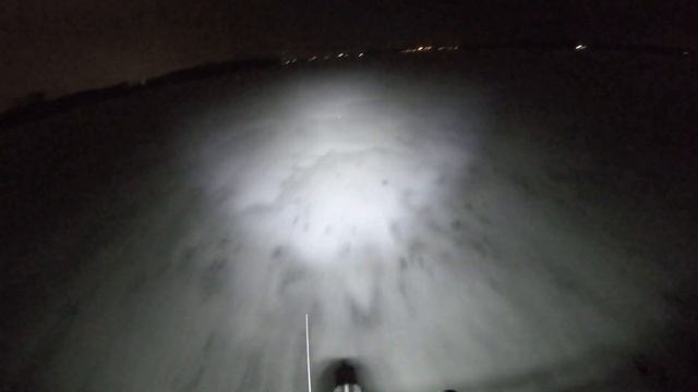 Утренняя поездка на работу в Солнечногорск по льду озера Сенеж .26 ноября 2018 года. смотреть онлайн