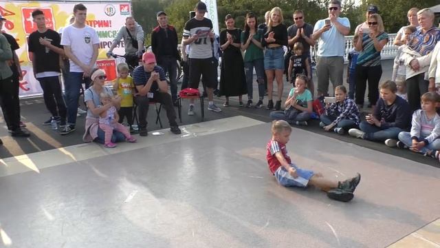 ДОЛФЕСТ Долгопрудный.Парк на Молодёжной,15.09.2018г.,10 смотреть онлайн