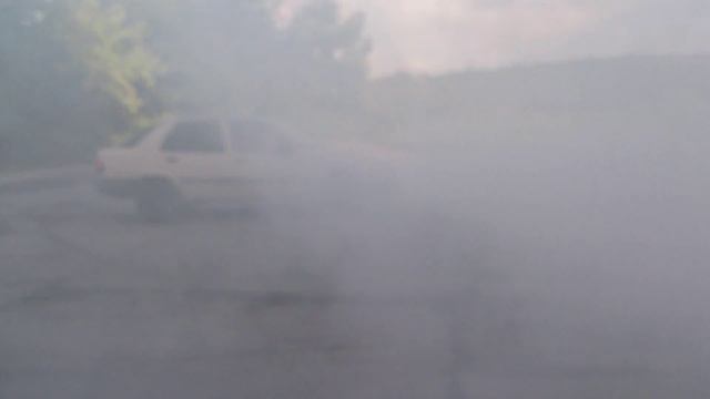 Peugeot 309 GRD Burnout part1 смотреть онлайн