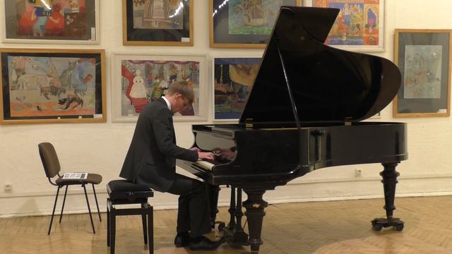 Артём Бочкарёв - Элегия Op.6, Каприччио op.2, Баллада Op.3 03.10.2015 Солисты Оркестра Опаровского смотреть онлайн