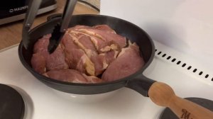 МЯСО С ЛУКОМ на чугунной сковороде