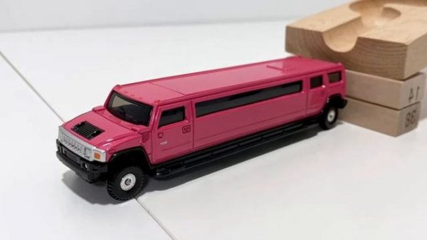 Веселые шарики. Грузим машины