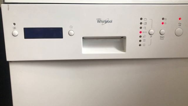 Обзор техники. Посудомоечная машина 45 см Whirlpool ADP 1077 White смотреть онлайн