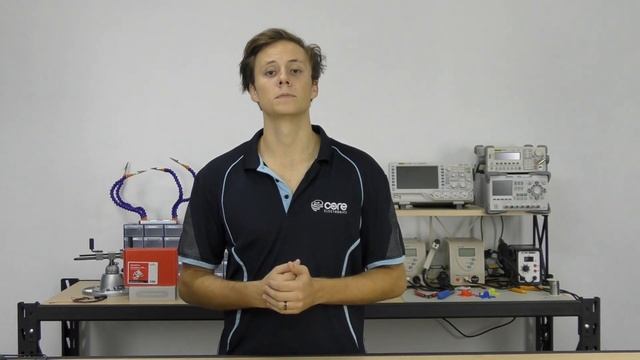 Arduino Workshop - Chapter Two - Using Variables смотреть онлайн