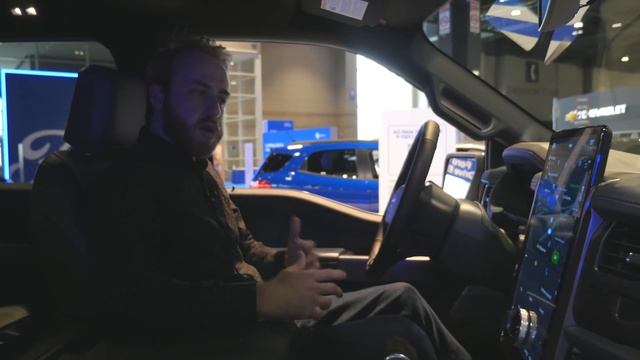 2022 Ford F-150 Lightning Interior Tour and Easter Eggs смотреть онлайн