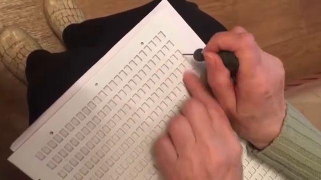 Любовь Николаевна - прибор для письма по Брайлю смотреть онлайн