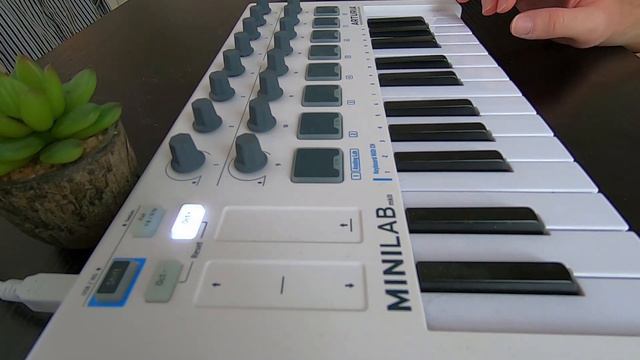 🎹 Take on me - a-ha - Arturia Minilab MKII смотреть онлайн