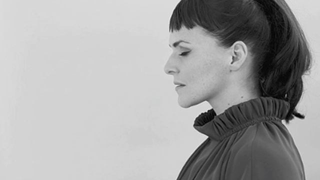 Emiliana Torrini - Life And Death смотреть онлайн