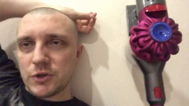 Негативный отзыв о пылесосе dyson v7 спустя менее года эксплуатации. Дайсон в7 смотреть онлайн