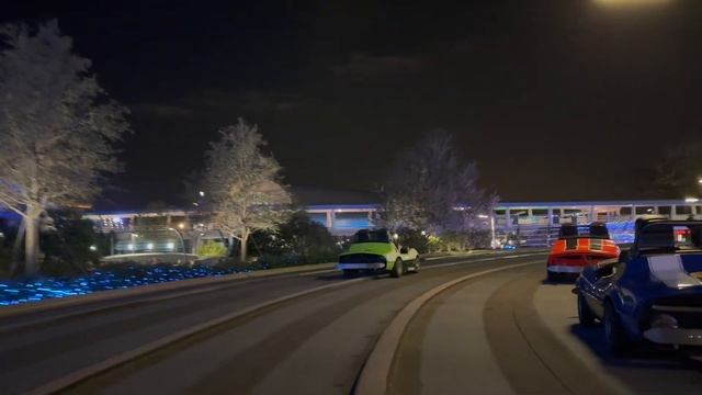 Tomorrowland Speedway – Holiday Overlay at Mickeys Very Merry Christmas Party 2023 | Magic Kingdom смотреть онлайн