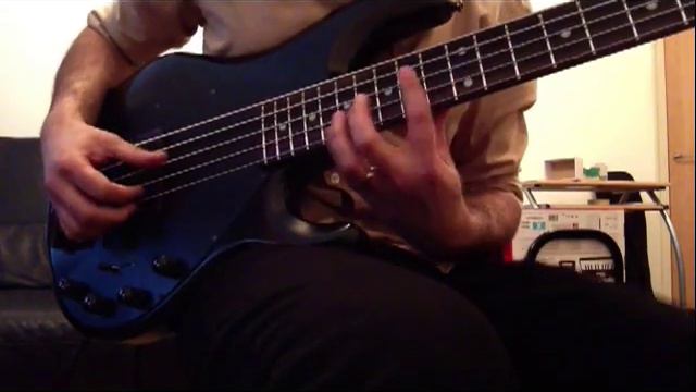 Musicman Stingray 5 stealth - Bass solo смотреть онлайн