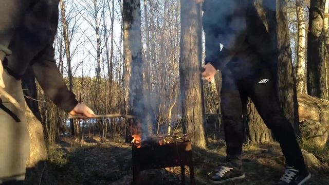 Timelapse #3, жарим сосиски как в детстве на палочках, 30 минут за зо секунд, outdoor recreation смотреть онлайн