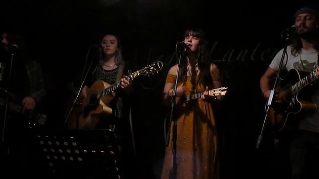 "Spare Change" by Evergreen смотреть онлайн