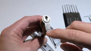 Стоит покупать отмычки ЛИШИ? Should I buy lishi lockpicks?