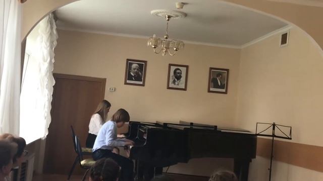 Андрей Эшпай Венгерский танец исполняют Матвей Мокрушин и Софья Итина смотреть онлайн