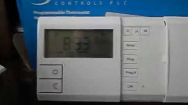 Комнатный термостат недельный Salus 091FL