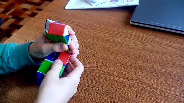 Подставка для телефона из змейки Рубика | Rubic's snake - Phone holder смотреть онлайн