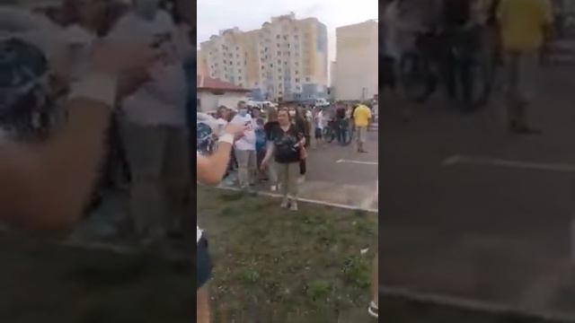 Сегодня в г.Дзержинск был сорван пикет за Светлану Тихановскую. смотреть онлайн