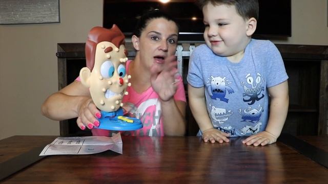 Caleb & Mommy Play Pimple Pete The Pimple Popping Family Fun Game смотреть онлайн