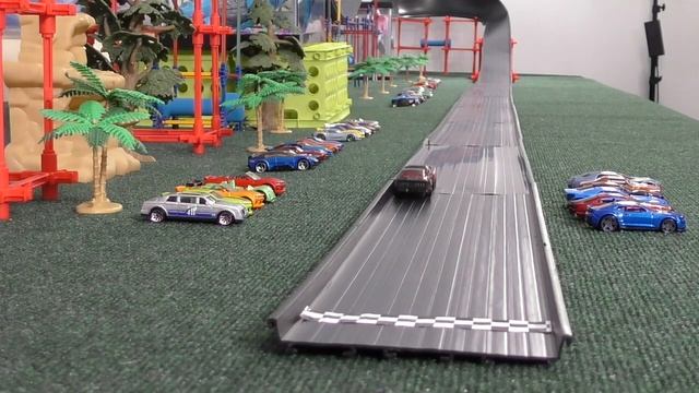 Hot Wheels Shark Tank | Racing ! смотреть онлайн