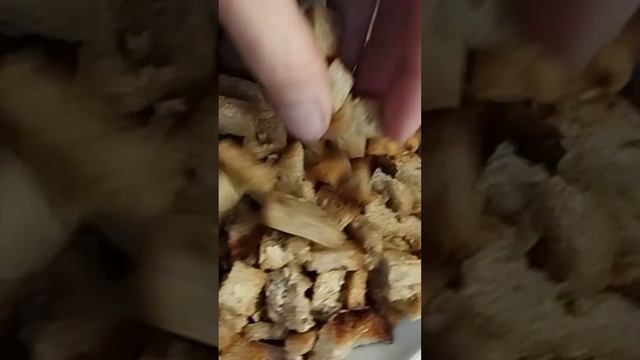Куда девать непропекшийся или старый хлеб смотреть онлайн