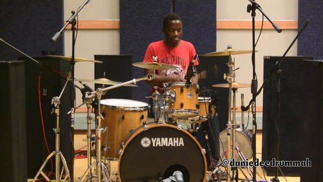 Mnatebawen - Khuli Chana Feat. KayGizm & Fifi Cooper (Drum Cover) смотреть онлайн
