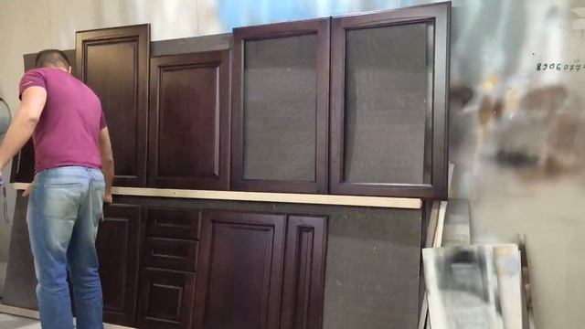 Фасады из массива дуба. Кухня модель «Люкс-позитив» смотреть онлайн