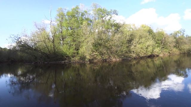 Рыбалка в мае на спиннинг. В поисках голавля и жереха. Разговоры о приманках. смотреть онлайн
