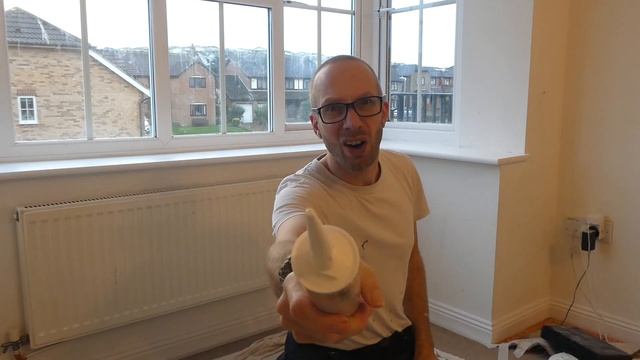 Dulux Trade Vinyl Matt & Quick Dry Satinwood to Paint a Room смотреть онлайн