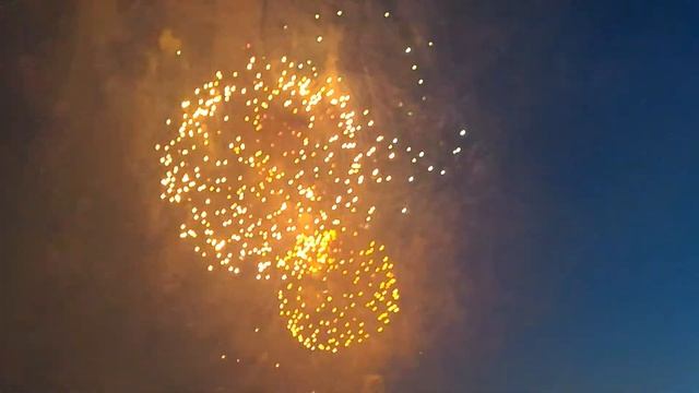 Салют в честь дня ВМФ в г. Санкт-Петербург. 30.07.2017 смотреть онлайн