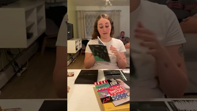 Ktown Manhattan Haul ….. (you’ll never believe what we found) смотреть онлайн