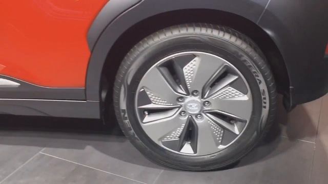 Hyundai Kona Electric First Look at Geneva Motor Show 2018 смотреть онлайн