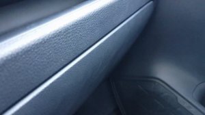 очередной сверчок на Toyota RAV4...