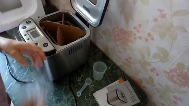 «Обзор хлебопечи Mystery MBM-1208 из Rozetka»