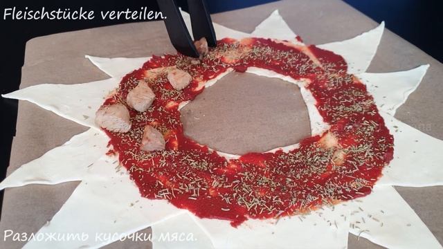 Пирог из слоёного теста с мясом и сыром. Рецепт простой и Очень вкусный! смотреть онлайн