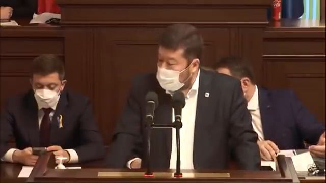 Tomio Okamura - Fialova vláda použila nedemokratické metody, aby protlačili pandemický zákon смотреть онлайн