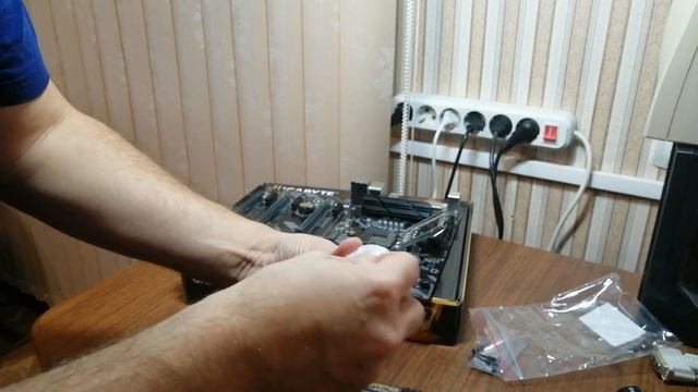 Сломалось крепление кулера смотреть онлайн