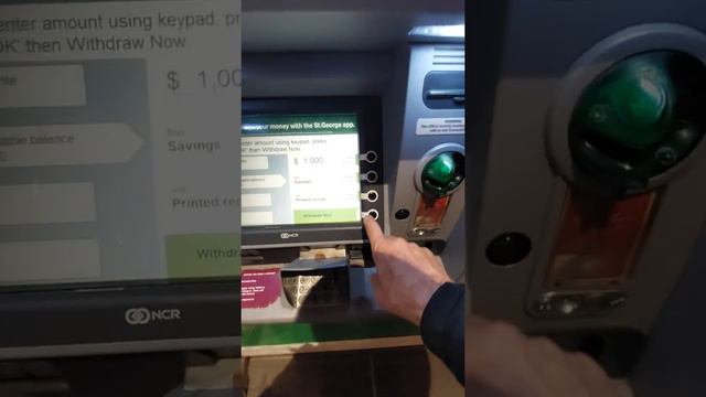 австралийская пенсия по возрасту $550 в неделю в году 52 недели $550х52=$28600 в год смотреть онлайн