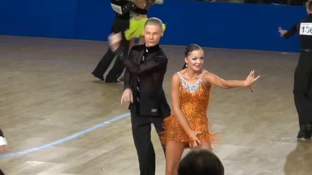 Огни Москвы. Самба смотреть онлайн