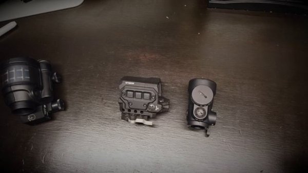 STEINER R1X. REFLECTION AND BRIGHTNESS ISSUES