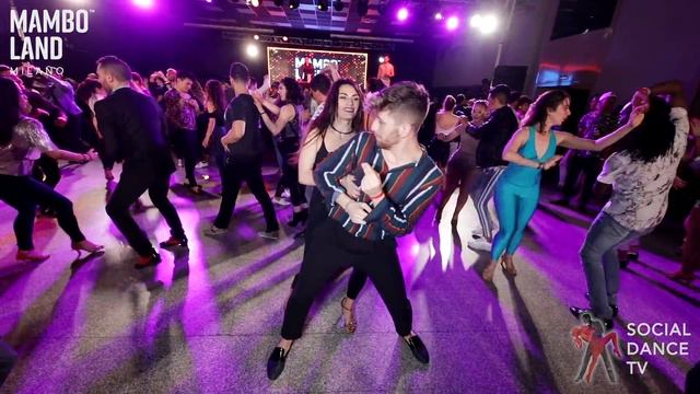 Antonio Berardi & Margarita Kalorizikaki - Salsa Social Dancing | Mamboland Milano 2019 смотреть онлайн