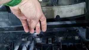 как снять решётку на тоета прадо ланд крузер